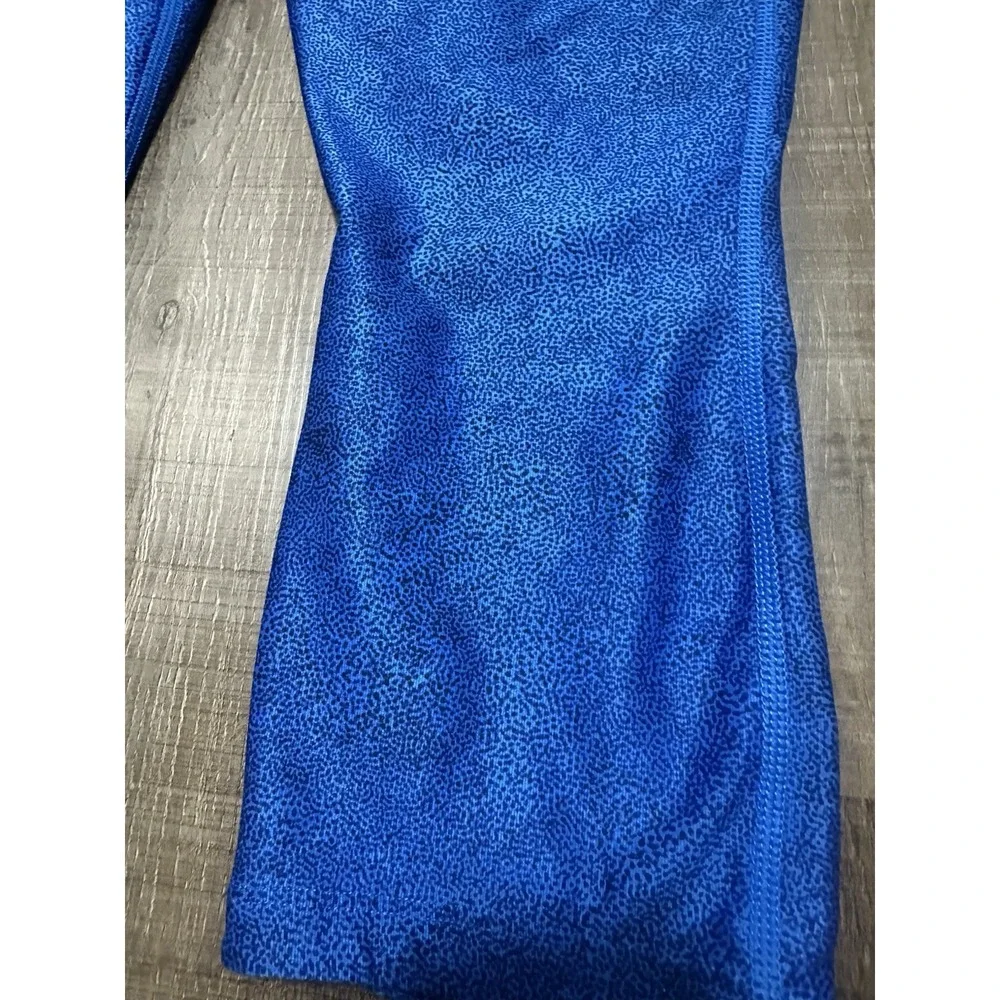Nike Women's Blue Capris‎ Medium